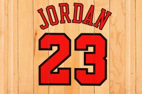 叶夫根尼娅·奇库诺娃化压力为动力，决赛逆转领先，叶夫根尼娅的书