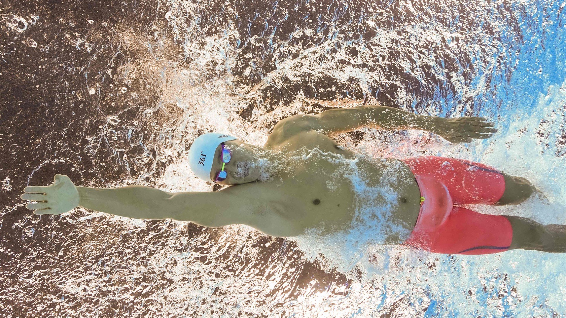 BLG逆风翻盘刷新粉丝期待,逆风怎么翻盘