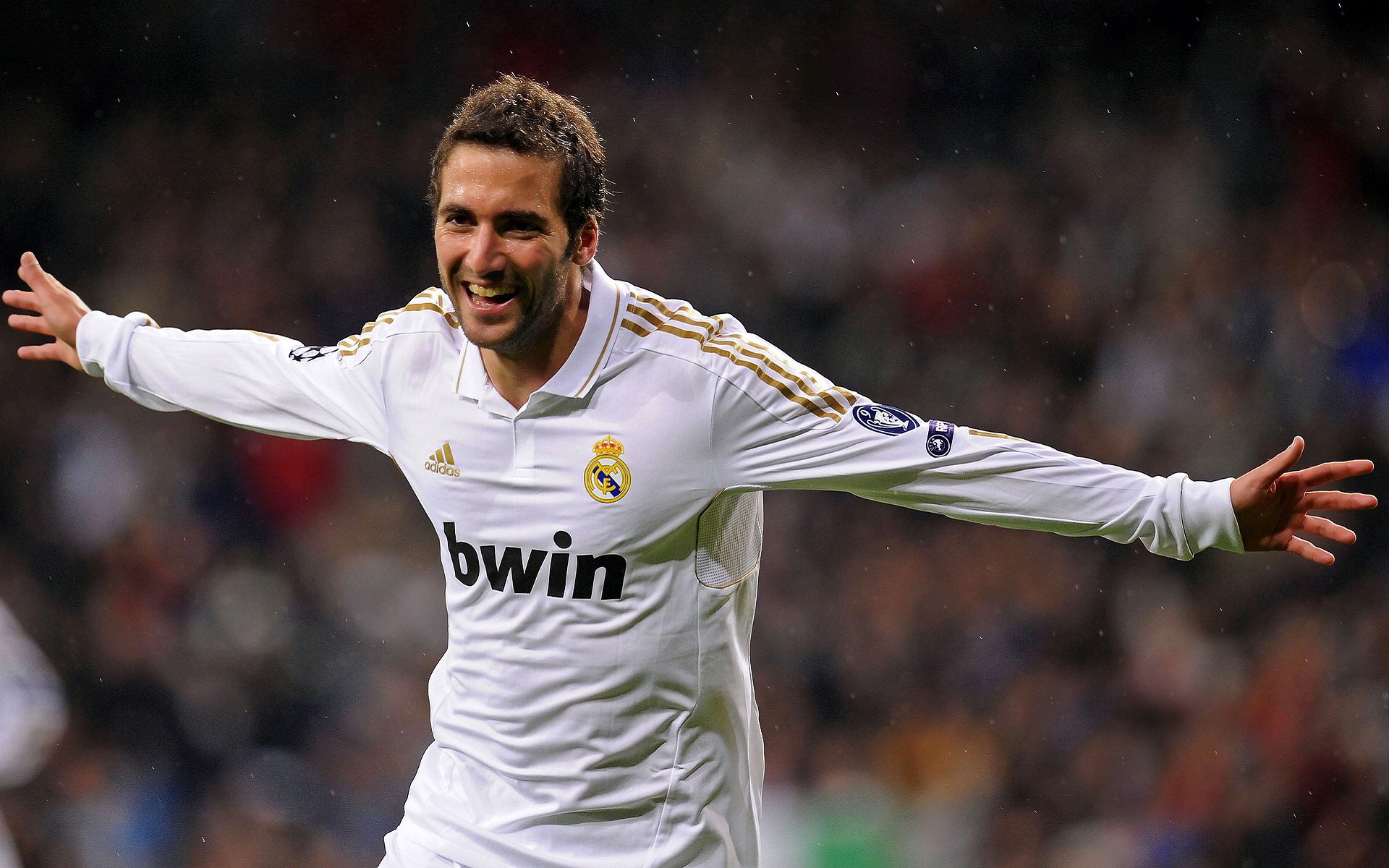 英超冠军之争：精彩纷呈，悬念升腾！，英超冠军争夺